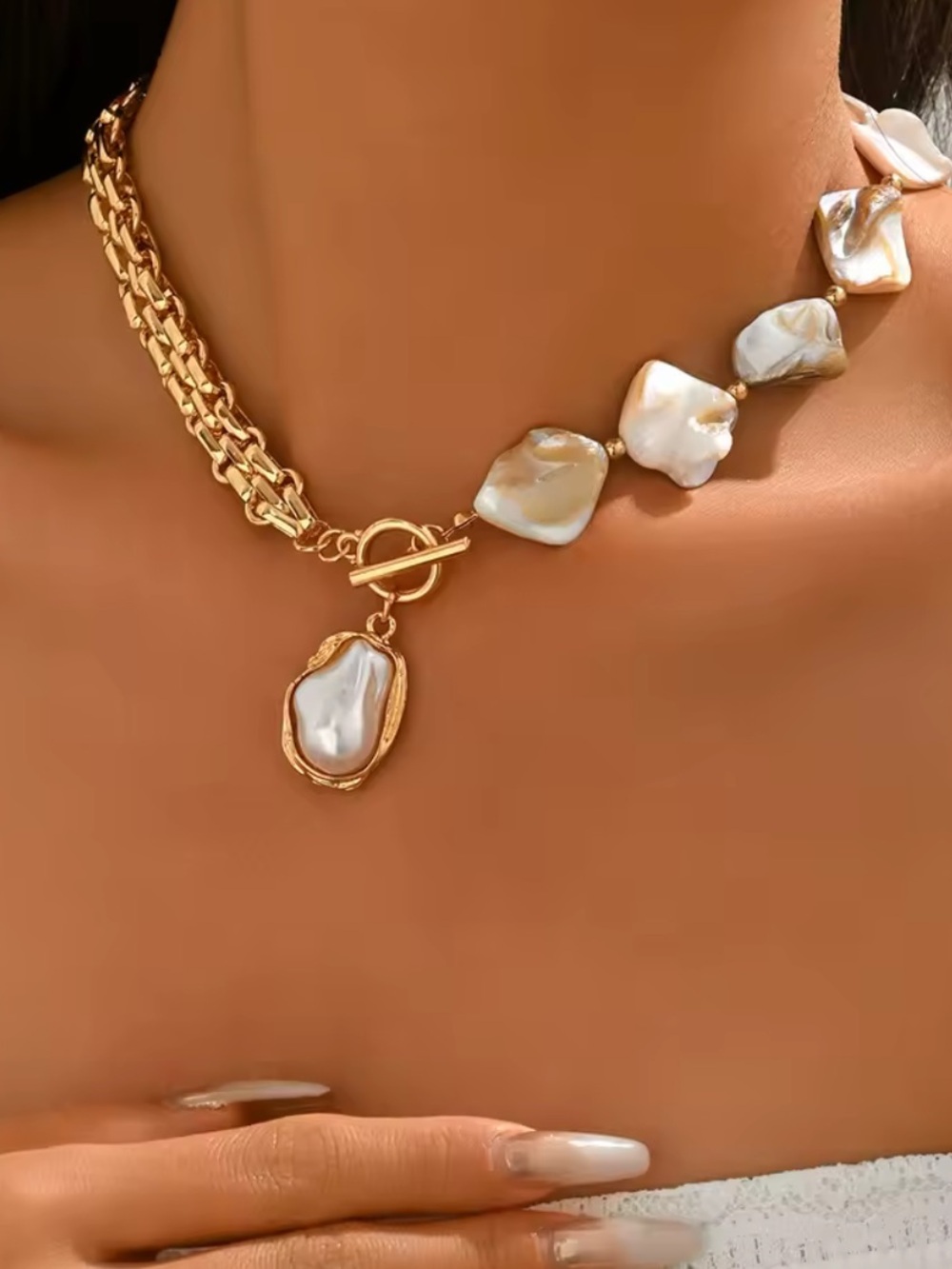 Luna Baroque Pearl Toggle Choker Necklace